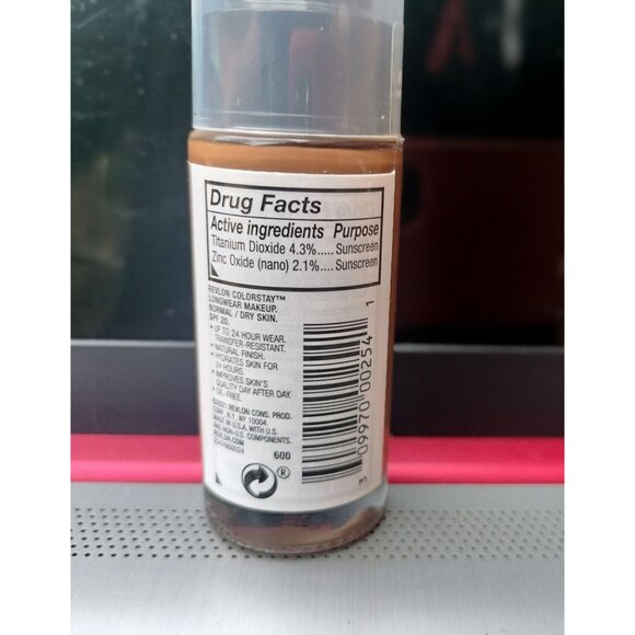 Revlon ColorStay Longwear Makeup 600 Cinnamon SPF 20 For Normal/Dry Skin 24HR Hy - Picture 3 of 10